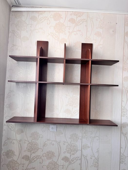 Полка подвесная.