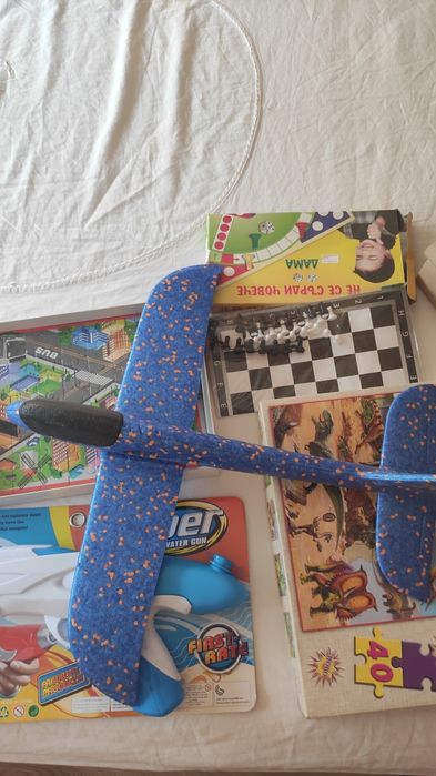 Лот от детски игри