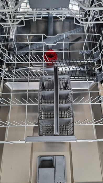 Съдомиялна SHARP