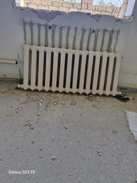 Есік  , батарея.