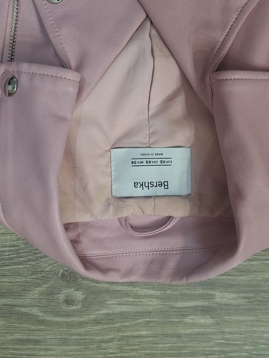 Стильная,молодежная кожанка