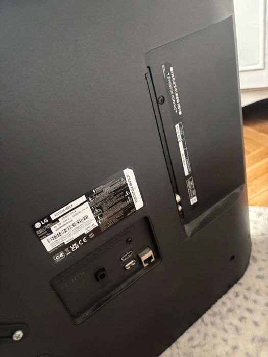 LG Smart TV 43” 4K UHD