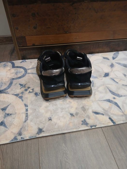 Маратонки като нови