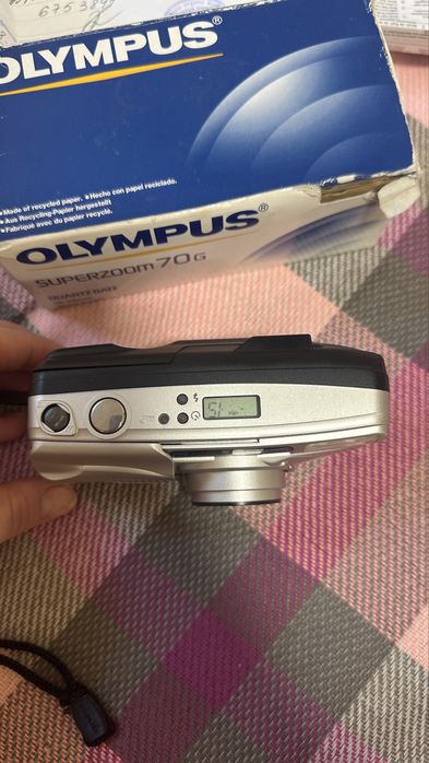 Olympus super zoom 70g
