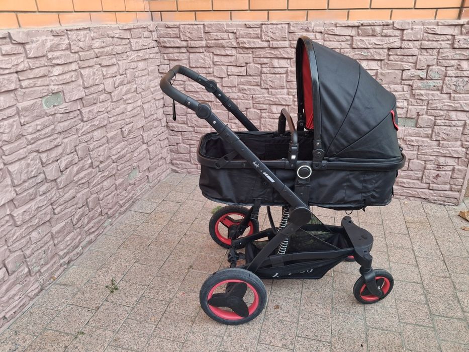 Продам коляску .