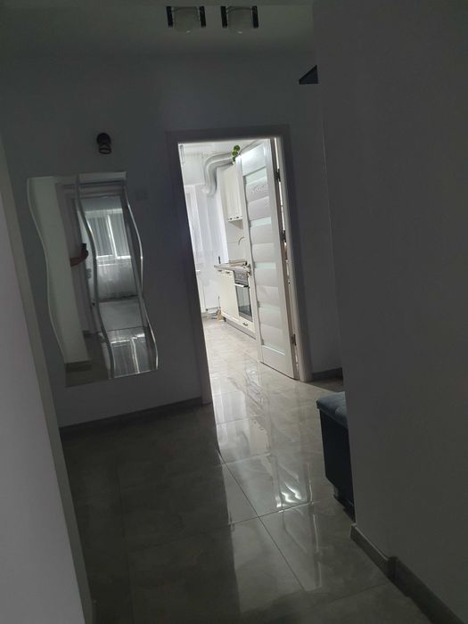 Apartament 3 camere de inchiriat