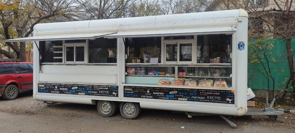 Фуд трак прицеп на колесах