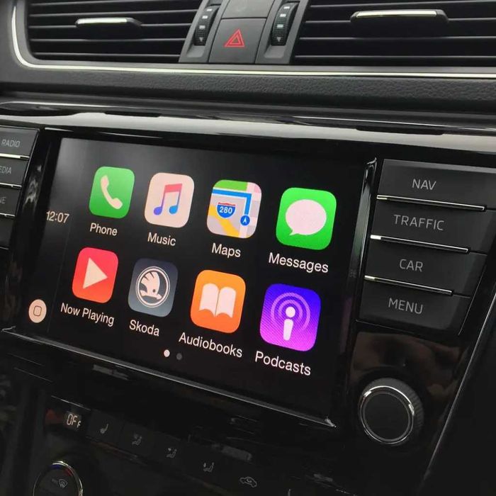 Škoda SmartLink Apple CarPlay Android Auto Octavia 3 Kodiaq Karoq