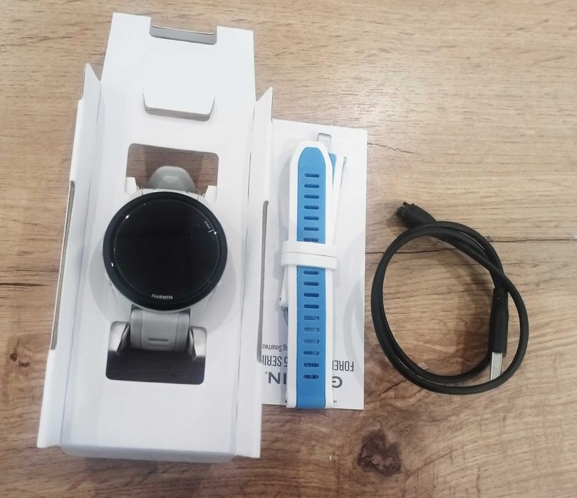 GARMIN Forerunner 165 с Гаранция