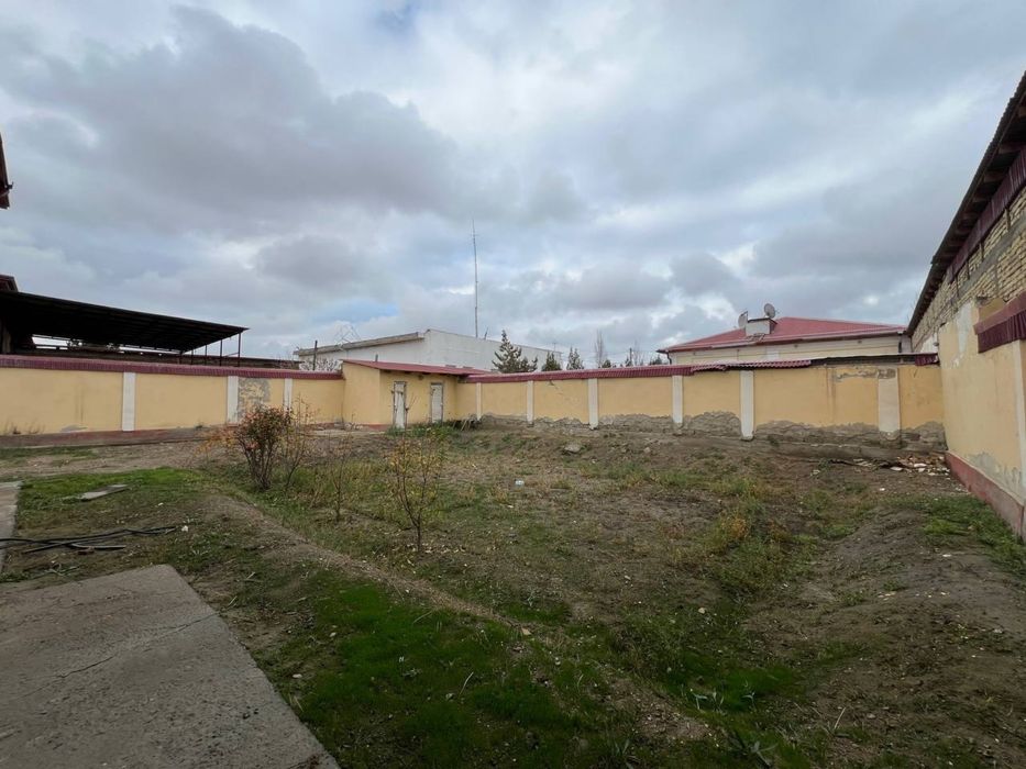 Arzon boldi 6 sotuqli tayyor kotedj sotiladi