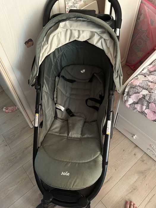 Продается joie коляска. Состояние хорошее. Имеется дождевик.
