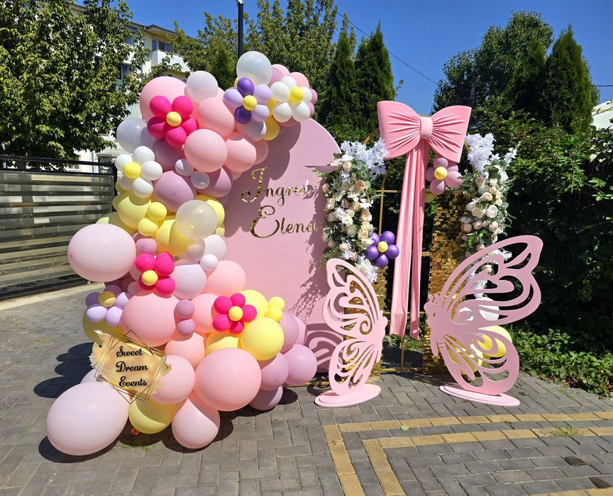 Decor nunta, botez, Panou baloane, Aranjamente de masa, Prezidiu