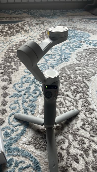 Стабилизатор Dji osmo mobile se