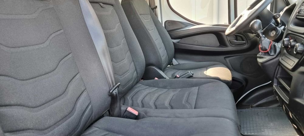 Autoutilitara  IVECO