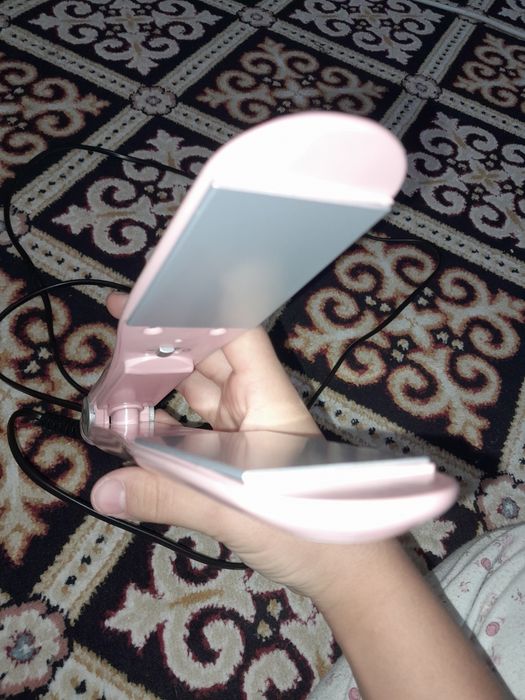 продаю утюжок(выпрямитель для волос)