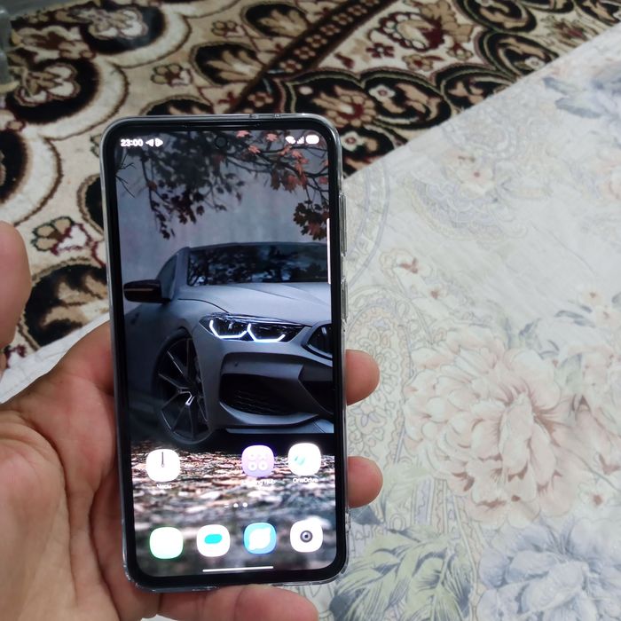 Samsung A 36 holati yangiday xotirasi 256 oprativkasi 8