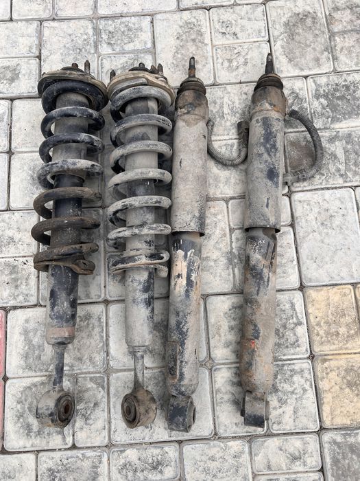 Амортизаторы на Прадо 150