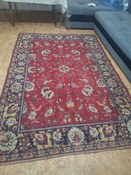 Ковёр шерстяной  в прихожую