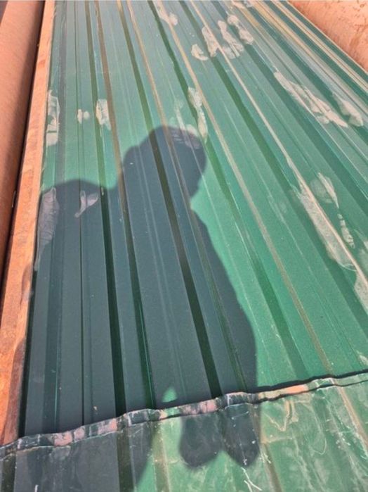 Profnastil bor 0.4mmli uzunligi 6.7dan