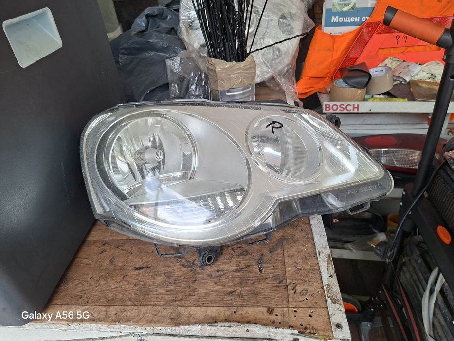 Оригинален фар Vw Polo ляв/десен 05/09 9N2
