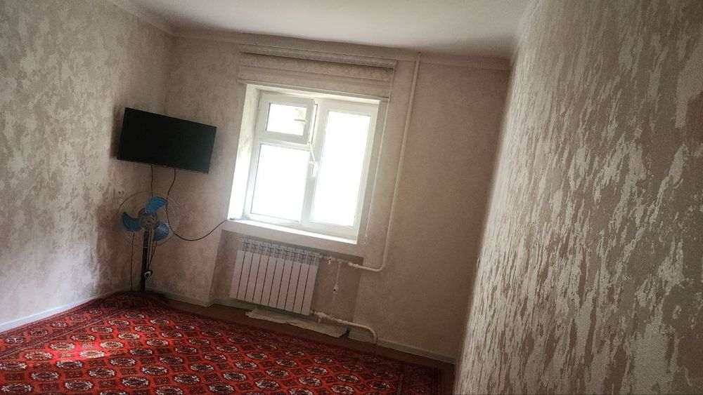 Учтепа 23 квартал Ажойиб нархда сотилади