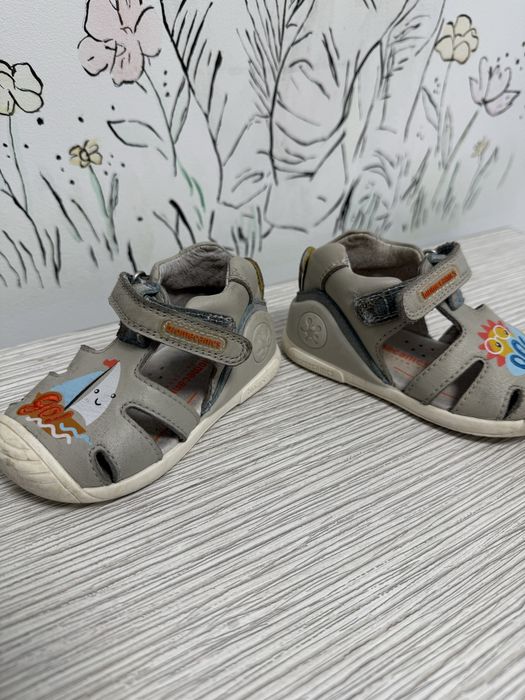 Детски сандали гумени и от кожа/плат