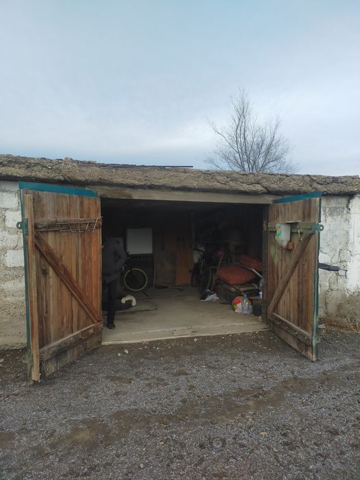 Продам гараж с документами