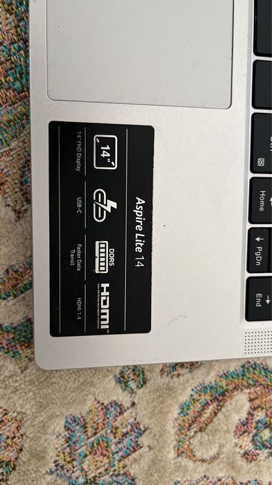 Acer Ноутбук 512гю