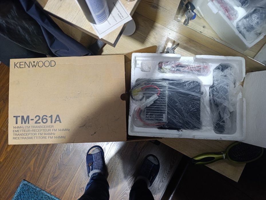 Рация двух диапазонная.KENWOOD TM-261A