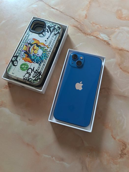 Vand iphone 13  de 128g cu gevey