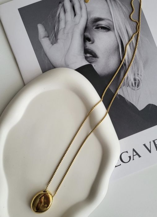 Колье- сотуар с подвеской