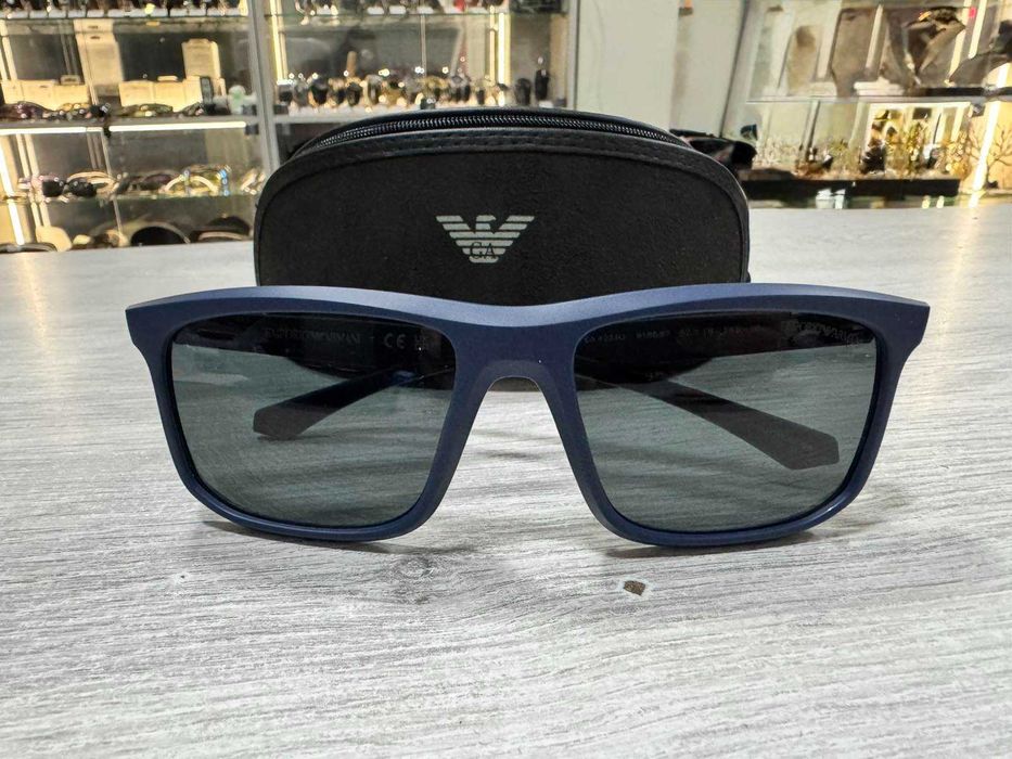 Слънчеви очила Emporio Armani EA4234U