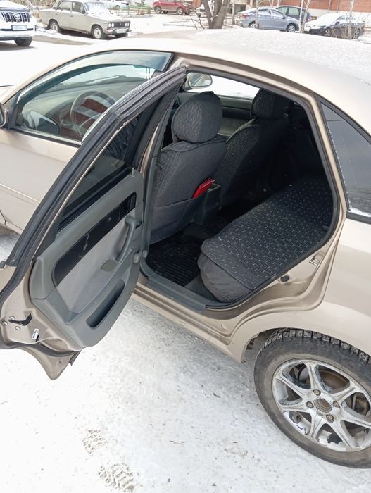 Продам Шевроле Лачетти 1.4 2008г