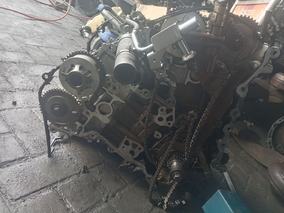 Продам двигатель на ягуар