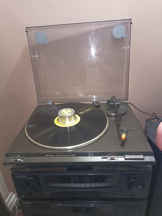 Vând Pick.up Kenwood și Technics. Ambele 800 lei