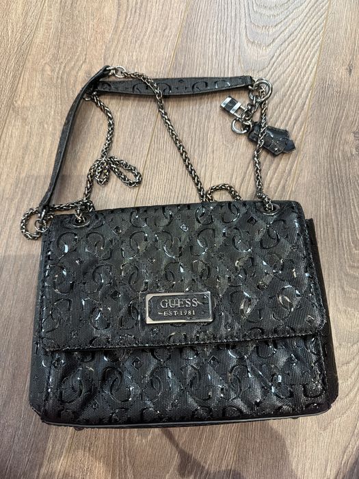 Дамска чанта Guess