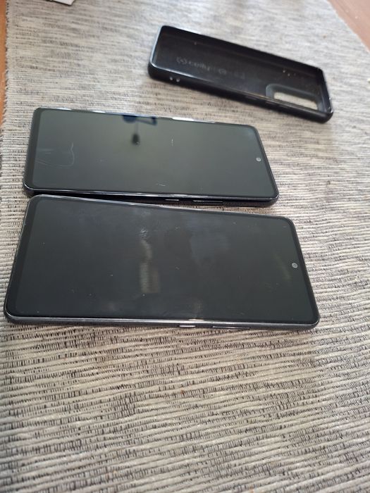 Продавам Samsung A53 за Части