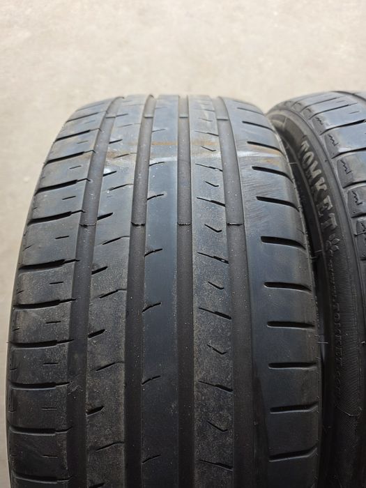 2 anvelope 225 45 R 17 Tomket vara 
Dot 
Pret  /buc

- monta