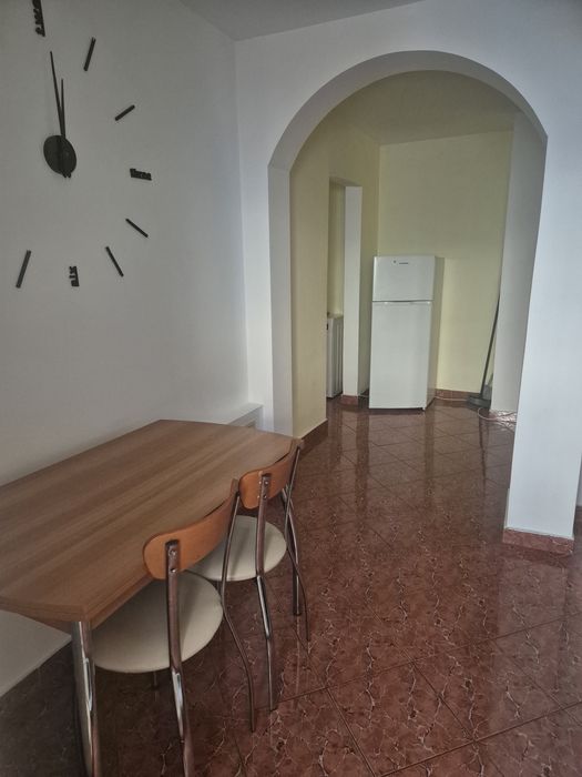 DE ÎNCHIRIAT Apartament