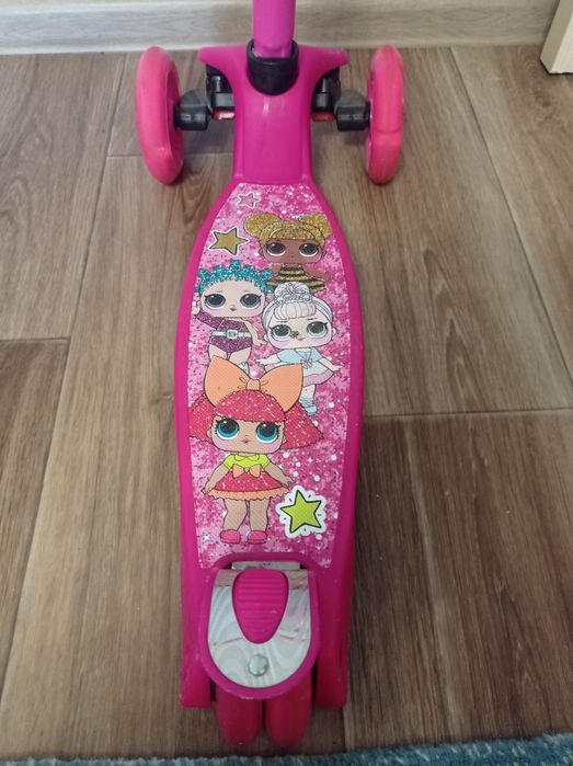 Самакат для девочки.