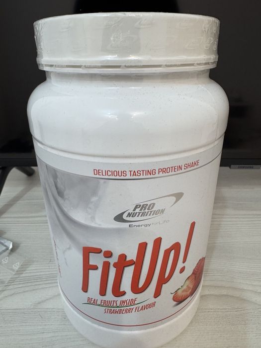 FitUp cu aroma de capsuni, 900 g, Pro Nutrition