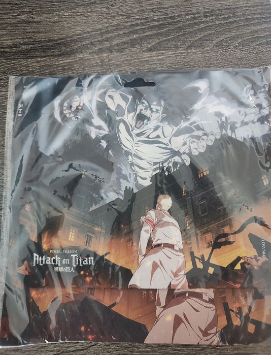 Mousepad Attack on Titan S4