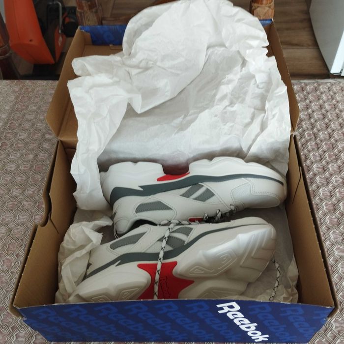 Маратонки-Reebok-Дайтона-Нови-Оригинални.Лимитирана серия.Размерът е на снимките.