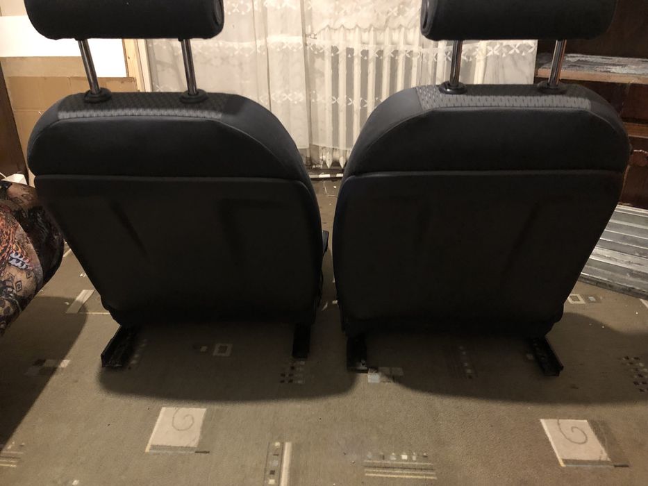 Scaune material textil A6C6