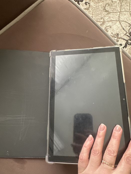 Продам планшет в хорошем состоянии