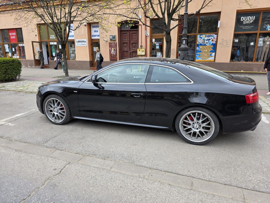 Vand urgent Audi A5 Coupe S-line