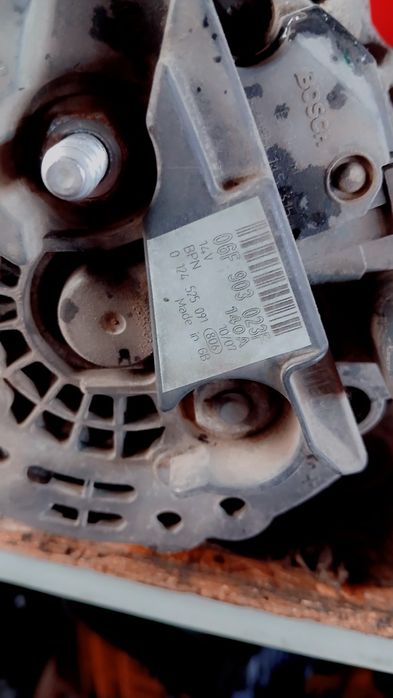 Алтернатор Vw Caddy 1.9 tdi