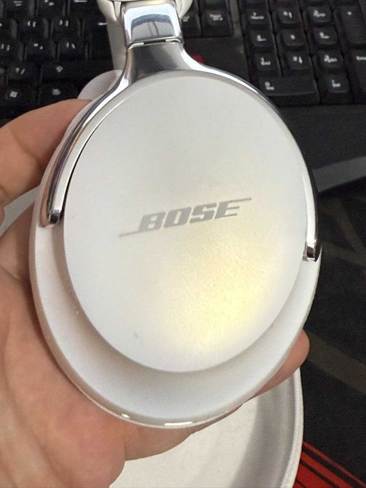 Bose QuietComfort Ultra слушалки (2nd Gen) безжични бели