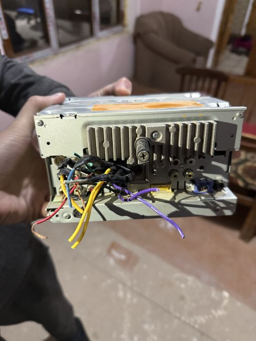 Pioneer AVH-P4450BT.