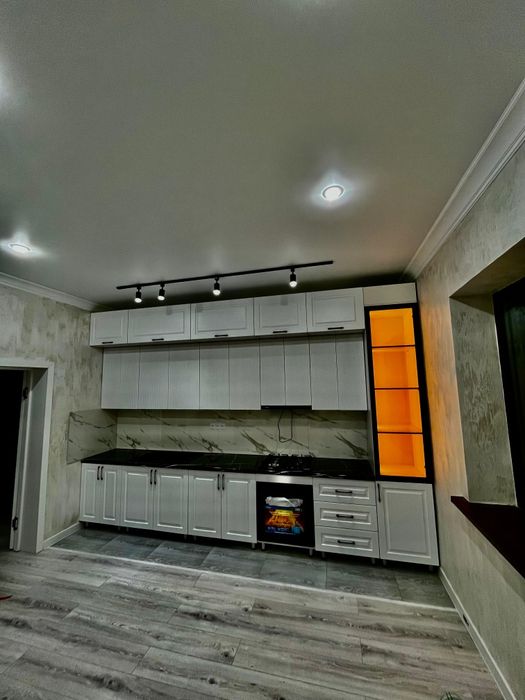 Сборщик мебели .